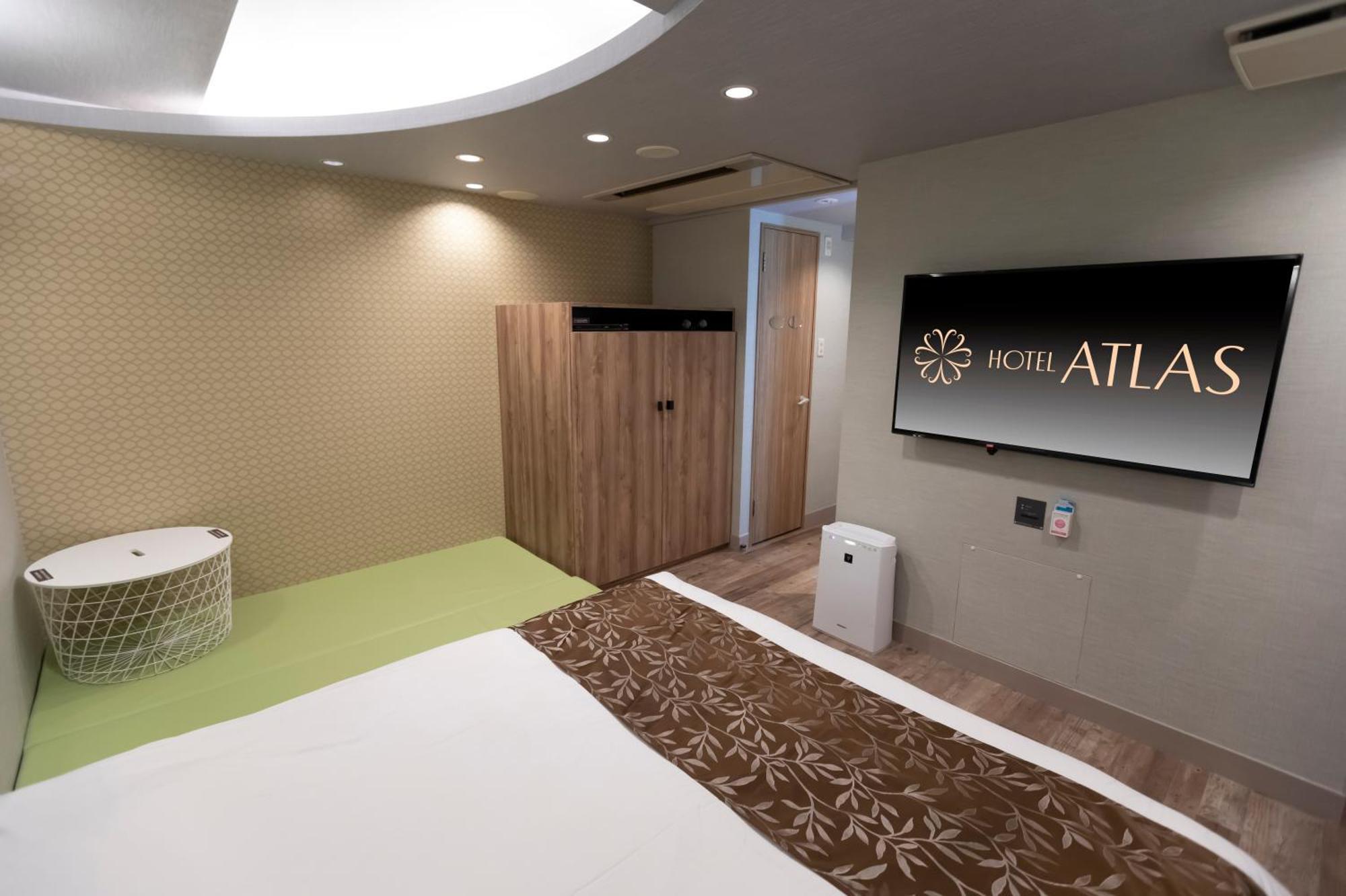 Hotel Atlas Shinkabukicho (Adults Only) Tokyo Eksteriør billede