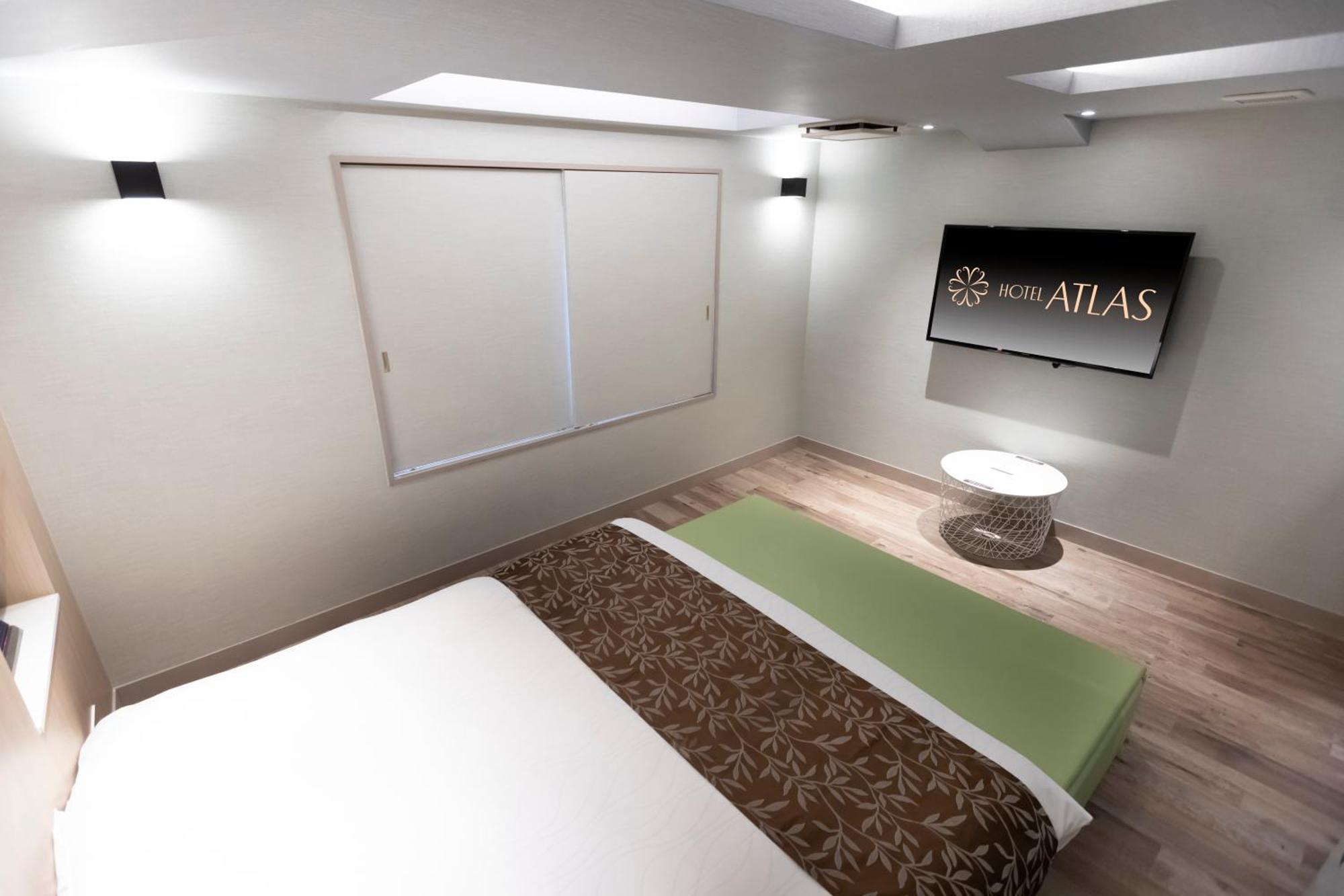 Hotel Atlas Shinkabukicho (Adults Only) Tokyo Eksteriør billede
